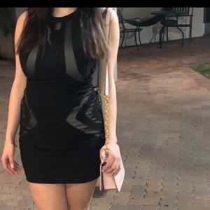 The Tory Burch Alexa Mini Shoulder Bag in baby pink (brand new)-no tags